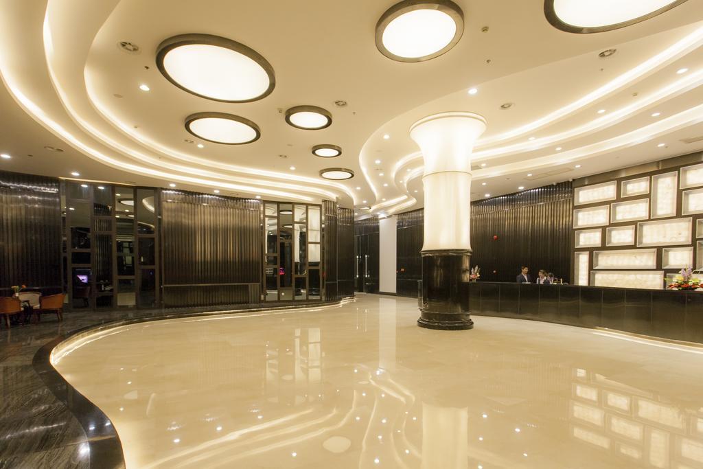 Golden Palm Hotel Чжухай Экстерьер фото